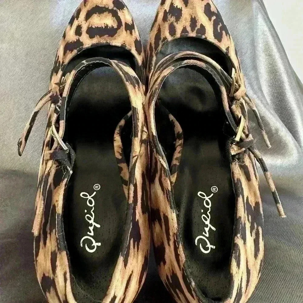 2 for $30 🆕Leopard Mary Jane Heels - Picture 4 of 15